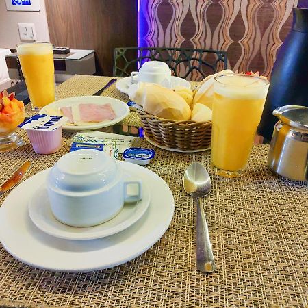 Motel Dallas Бело Оризонти Екстериор снимка
