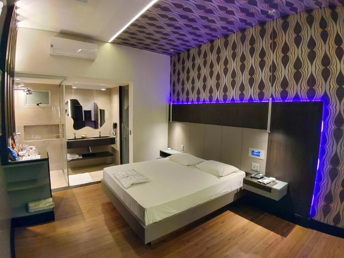 Motel Dallas Бело Оризонти Екстериор снимка
