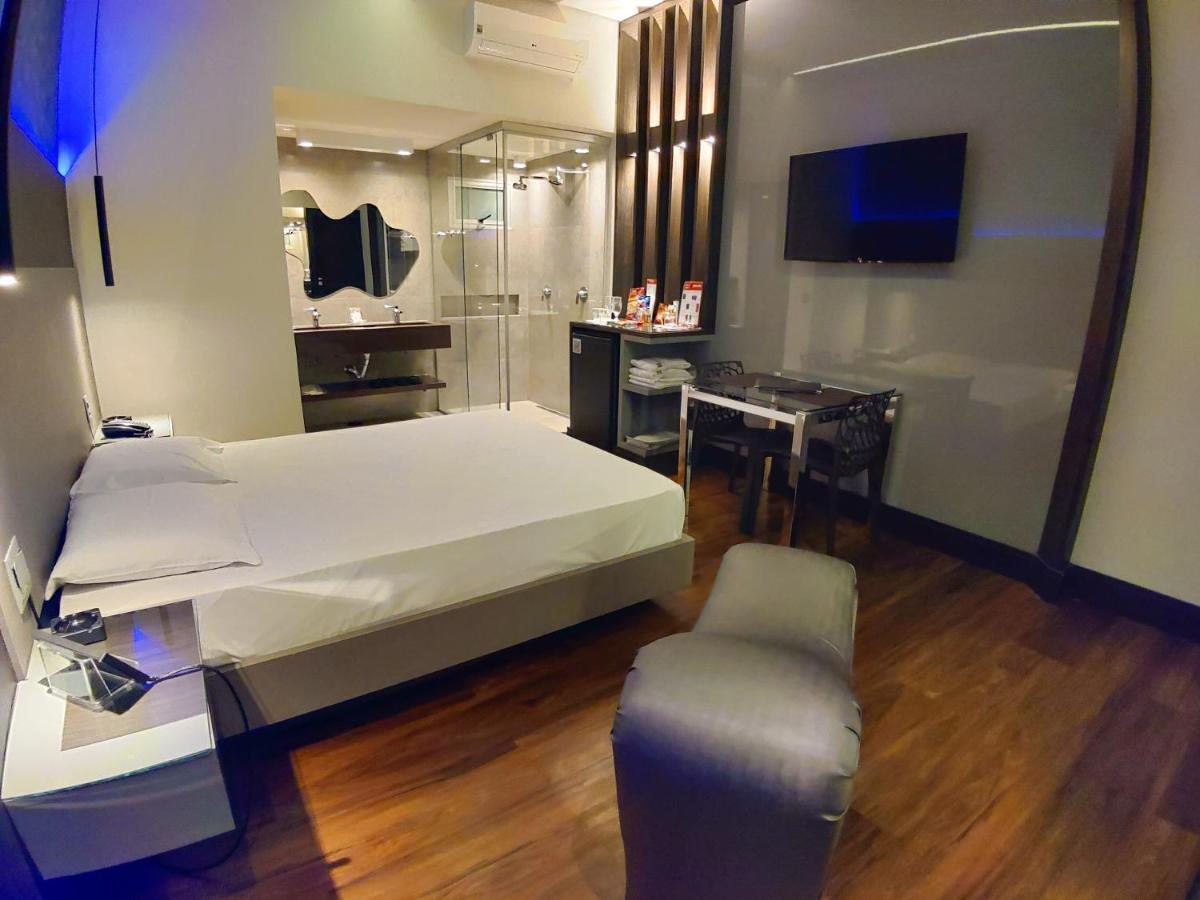 Motel Dallas Бело Оризонти Екстериор снимка